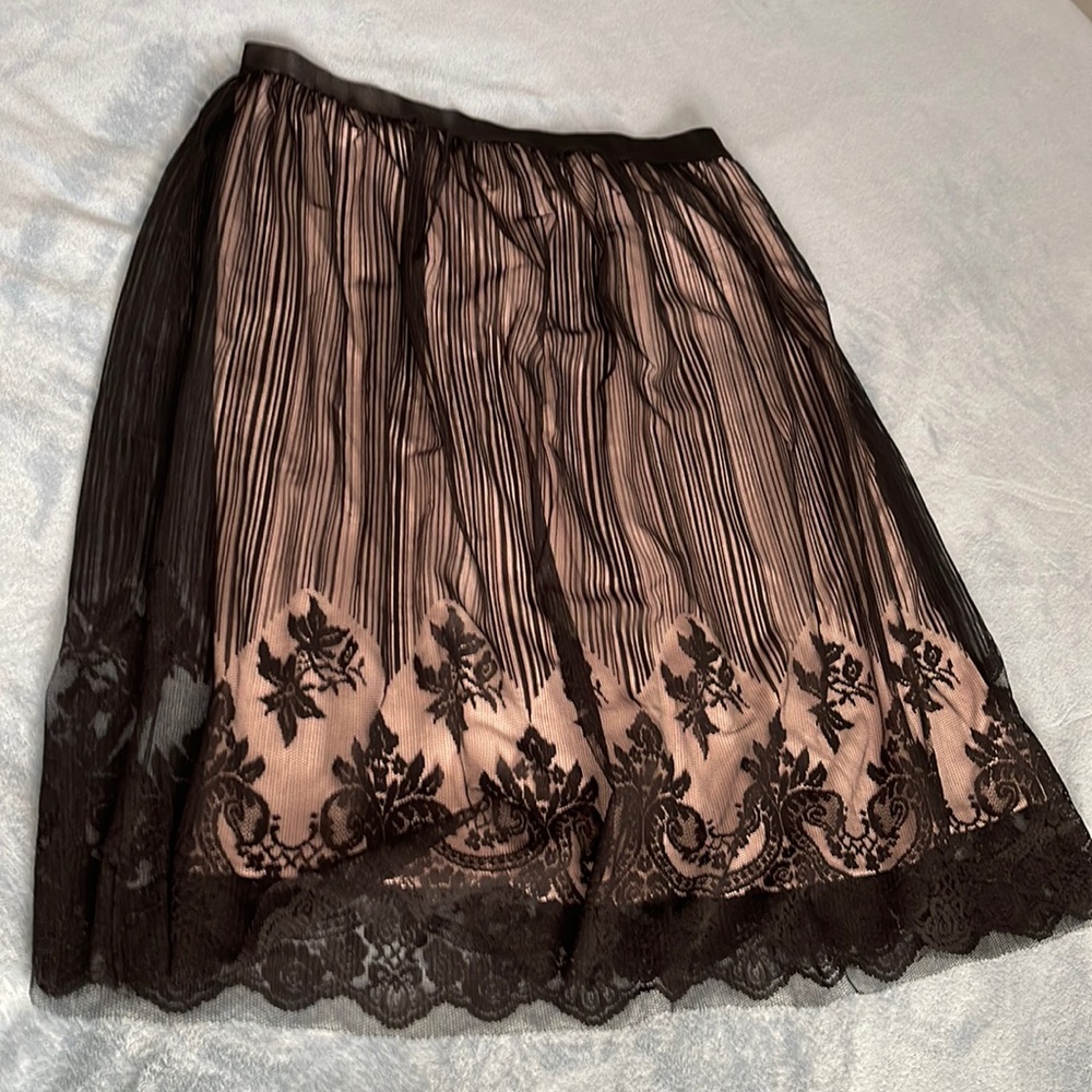 Black lace skirt over pink underskirt. Perfect for summer! Size xxl.